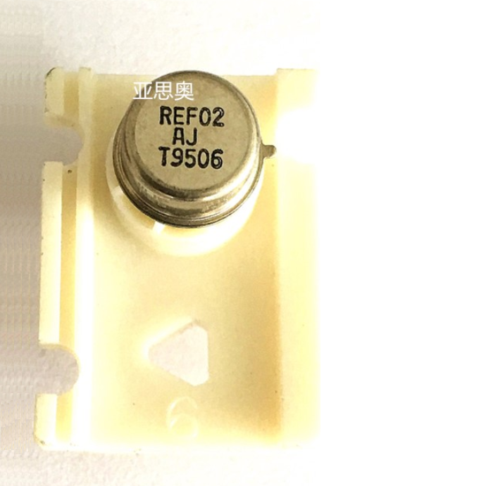1PCS  Mil Spec IC ANALOG DEVICES/PMI TO-99(CAN-8) REF02AJ