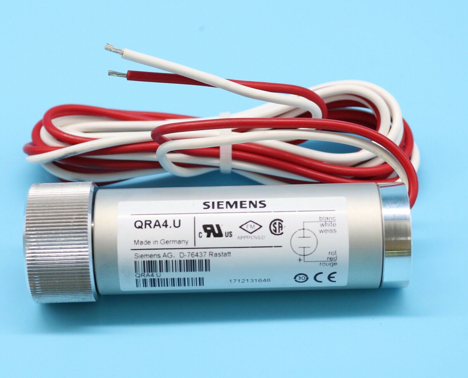 1PC NEW in box Siemens QRA4.U flame detector one year warranty