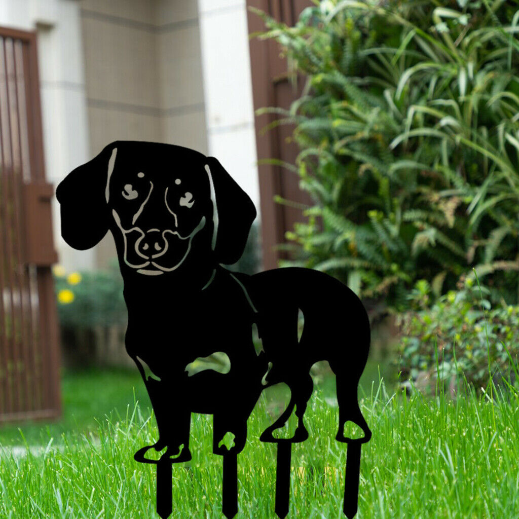 Metal Iron Animal Silhouette Dog Statue Plug-in for Gardening Lovers Outdoor