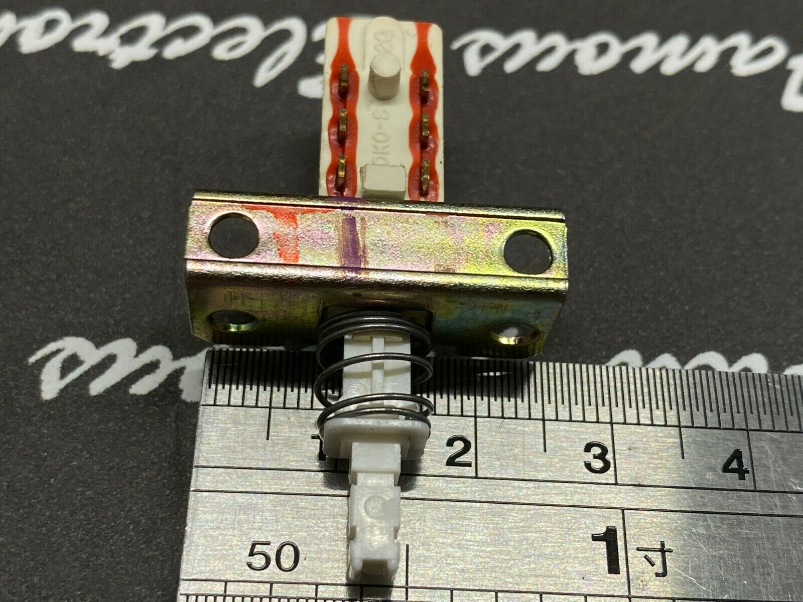 1pcs - TOKO-S 125Vac Push Button Switch - NOS MADE IN JAPAN