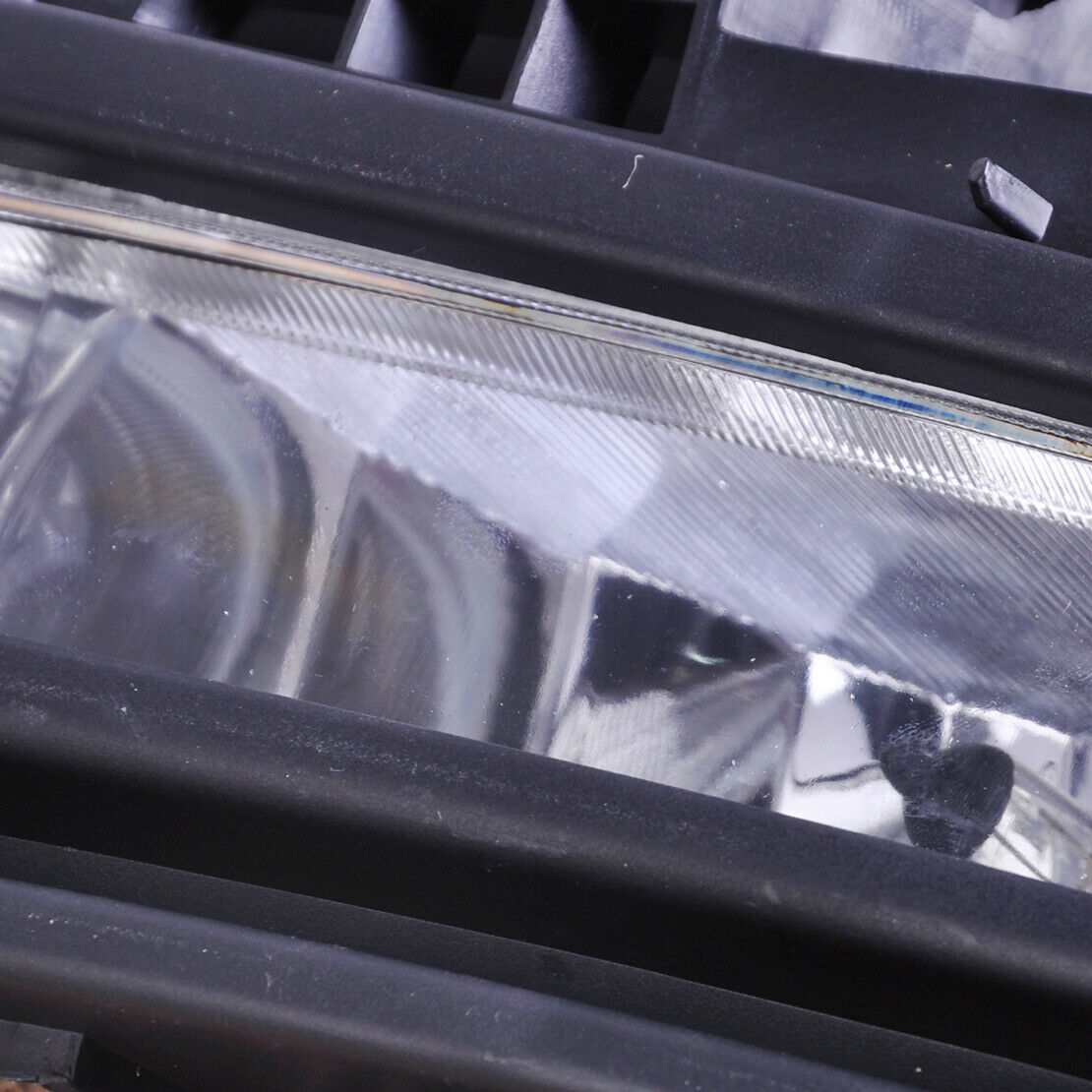 Front Right Fog Light Lamp 9006 12V 51W Fit for Mazda 3 2007-09 Replacement An