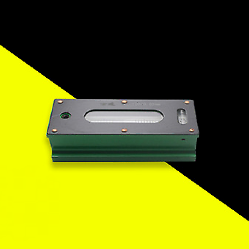 Professional High Precision Bar Level for Engineer with Storage Case 100mm