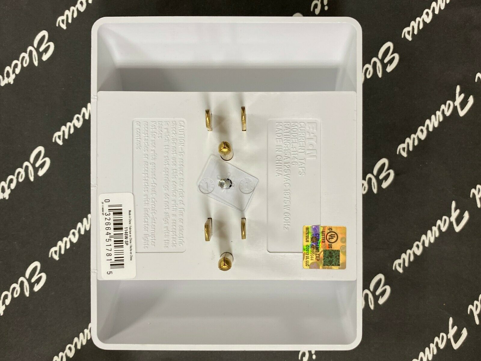 1pcs - COOPER 1146W 15A 125V Six Outlet Tap - Duplex Receptacle to 6 Outlets