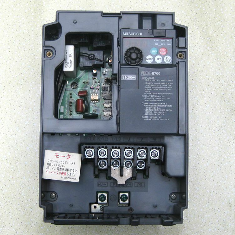 1 PC Mitsubishi FR-E720-7.5K Inverter 220V 7.5KW
