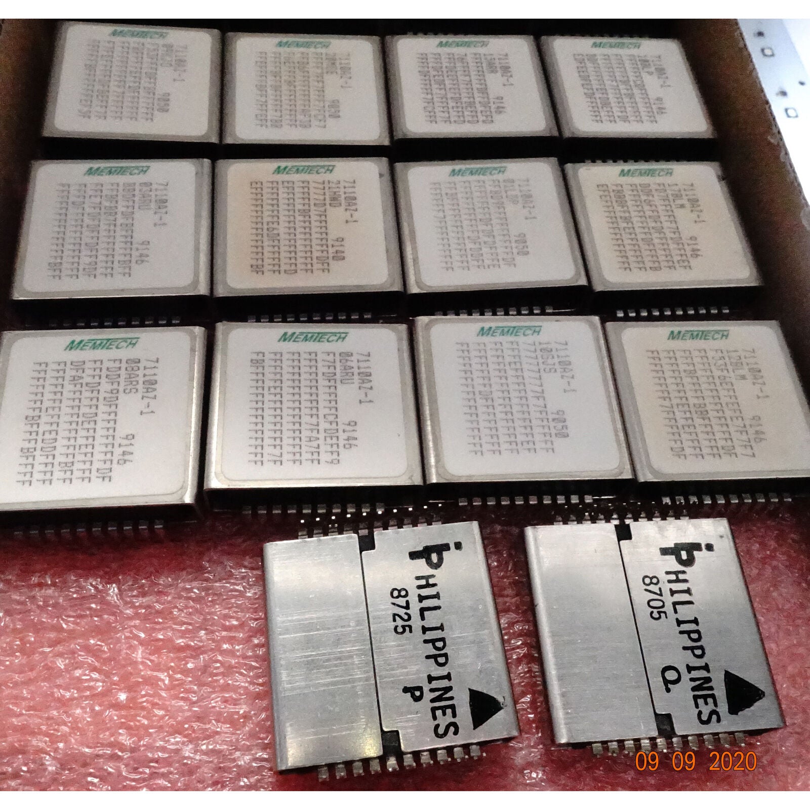 [1pcs] 7110AZ-1 1MBit Memory DIP20M