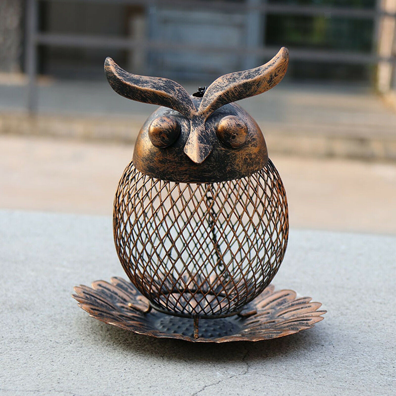 Outdoor Bird Feeder Attracting Birds Iron Frame Garden Decor Birdfeeder