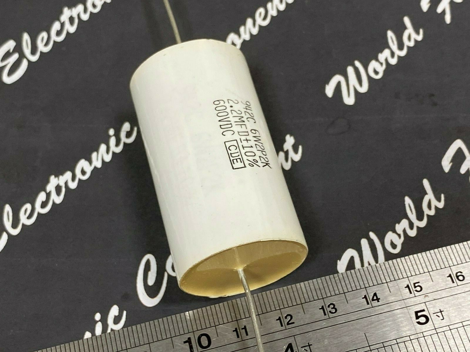 1pcs- CDE 2.2uF (2,2µF) 600V 10% 942C6W2P2K Axial Polypropylene Capacitor