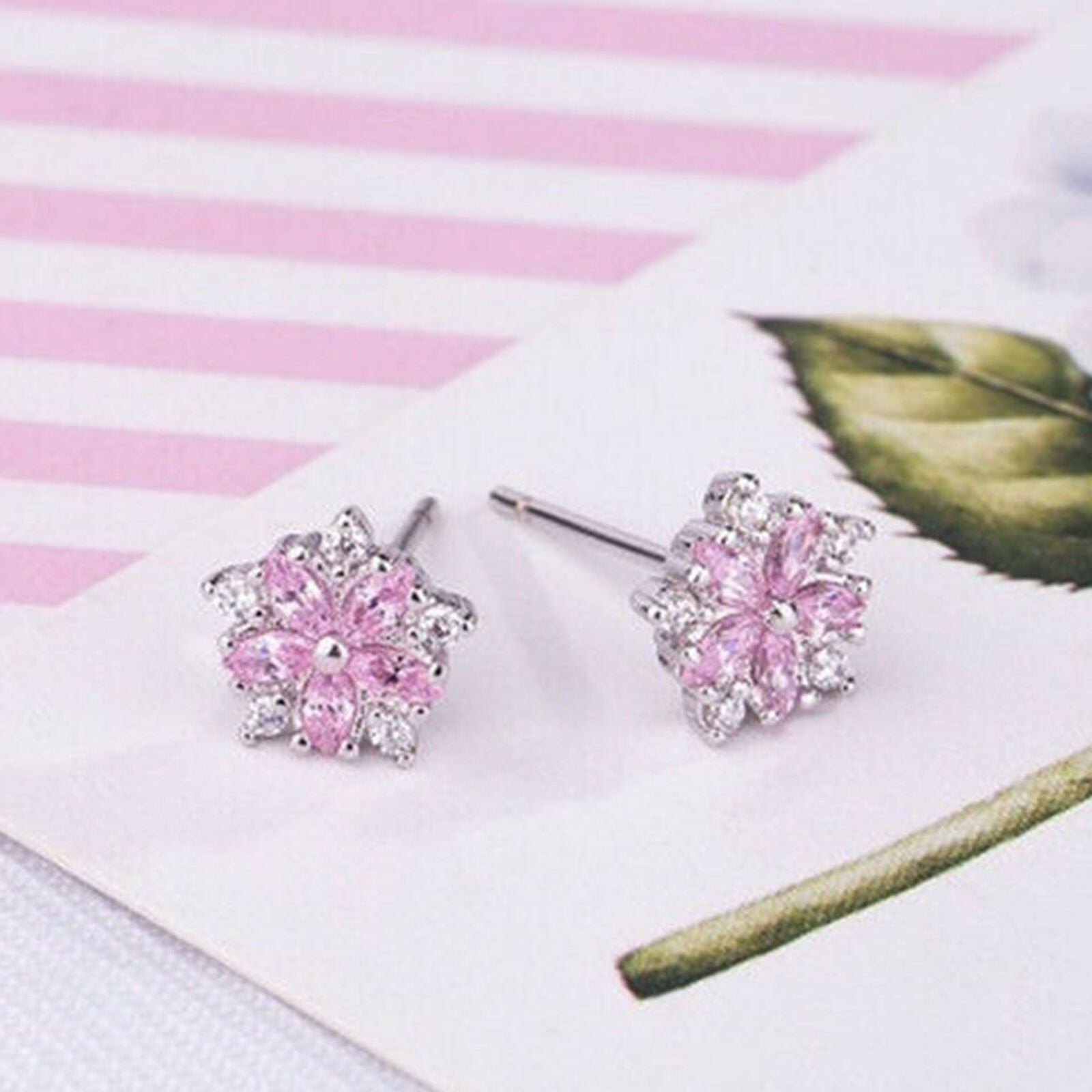Elegant Fashion Women Lady Flower Crystal Rhinestone Ear Stud Earrings Jewelry