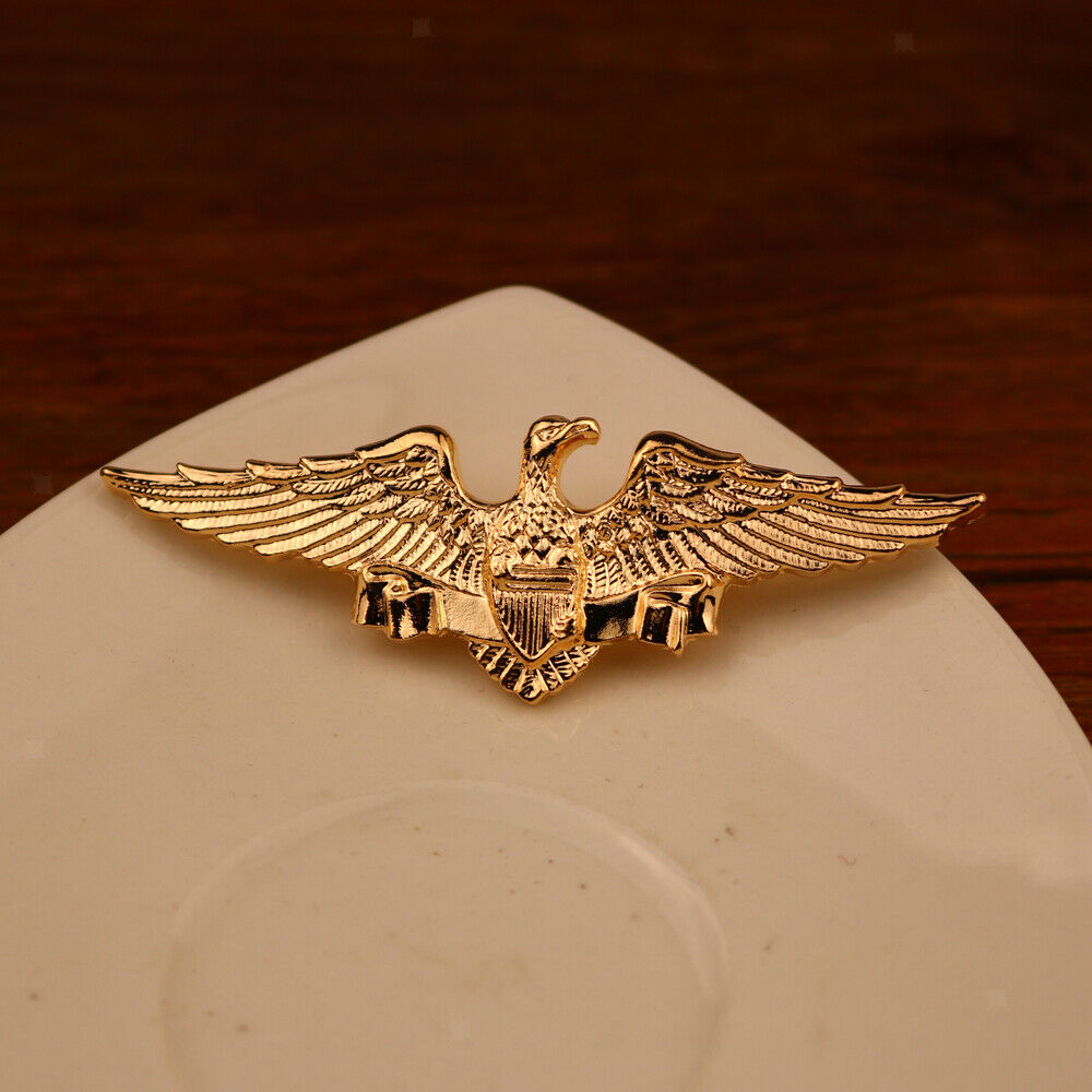 1×Brooch Pin Men's Elegant Fashion Golden Fierce Eagle Lapel Boutonniere Collar