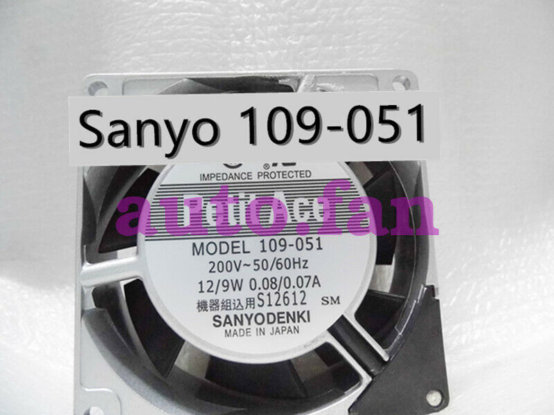 Sanyo 109-051 Axial cooling fan AC200V 0.08A/0.07A 12/9W 50/60HZ 80*80*25mm