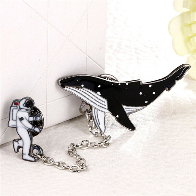 Enamel Collar Space Astronaut Pin Brooch Whales Cartoon Badge Booch JC.l8