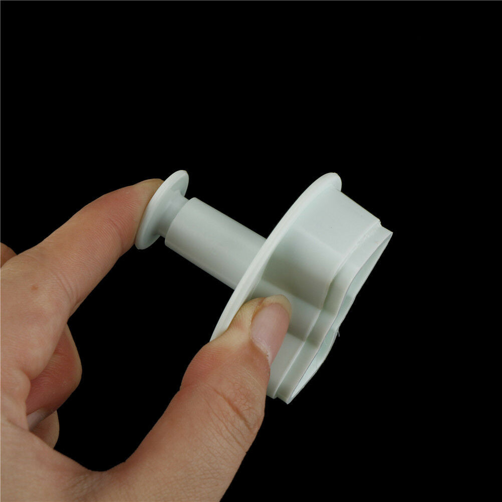 3Pcs Bowknot Plastic cookie/biscuit cutter plunger fondant mold cake deco.l8