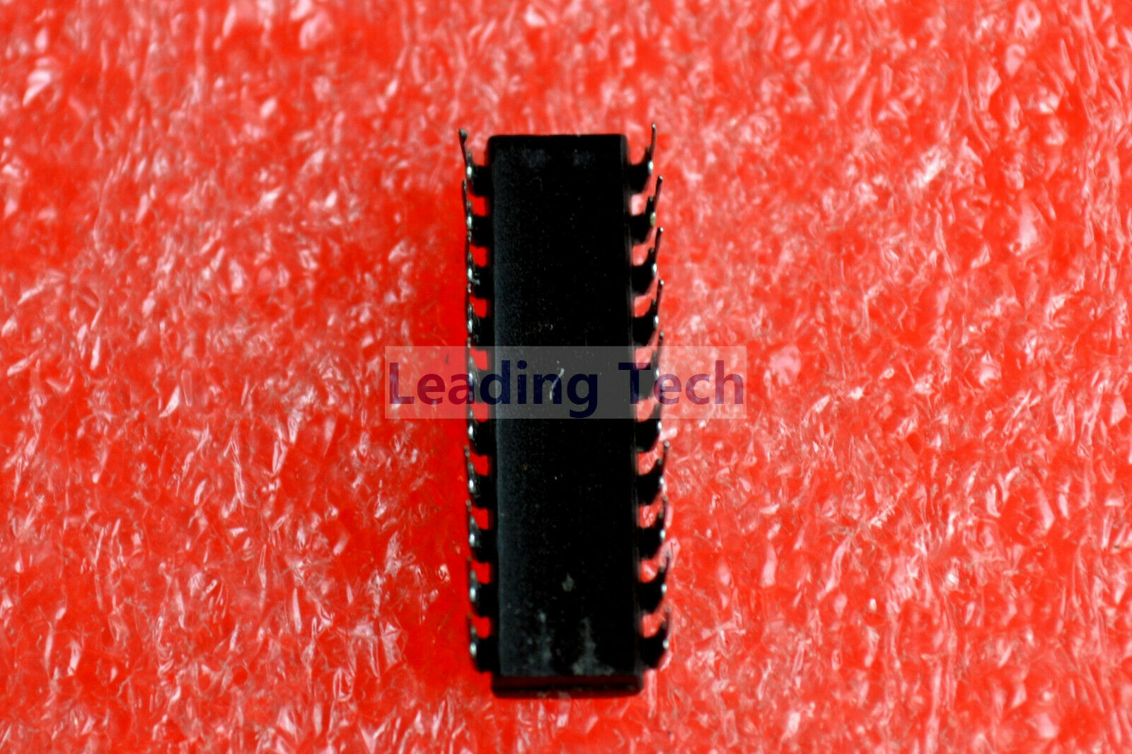 MP7614KN Package:DIP-20,15 V CMOS Multiplying 14-Bit