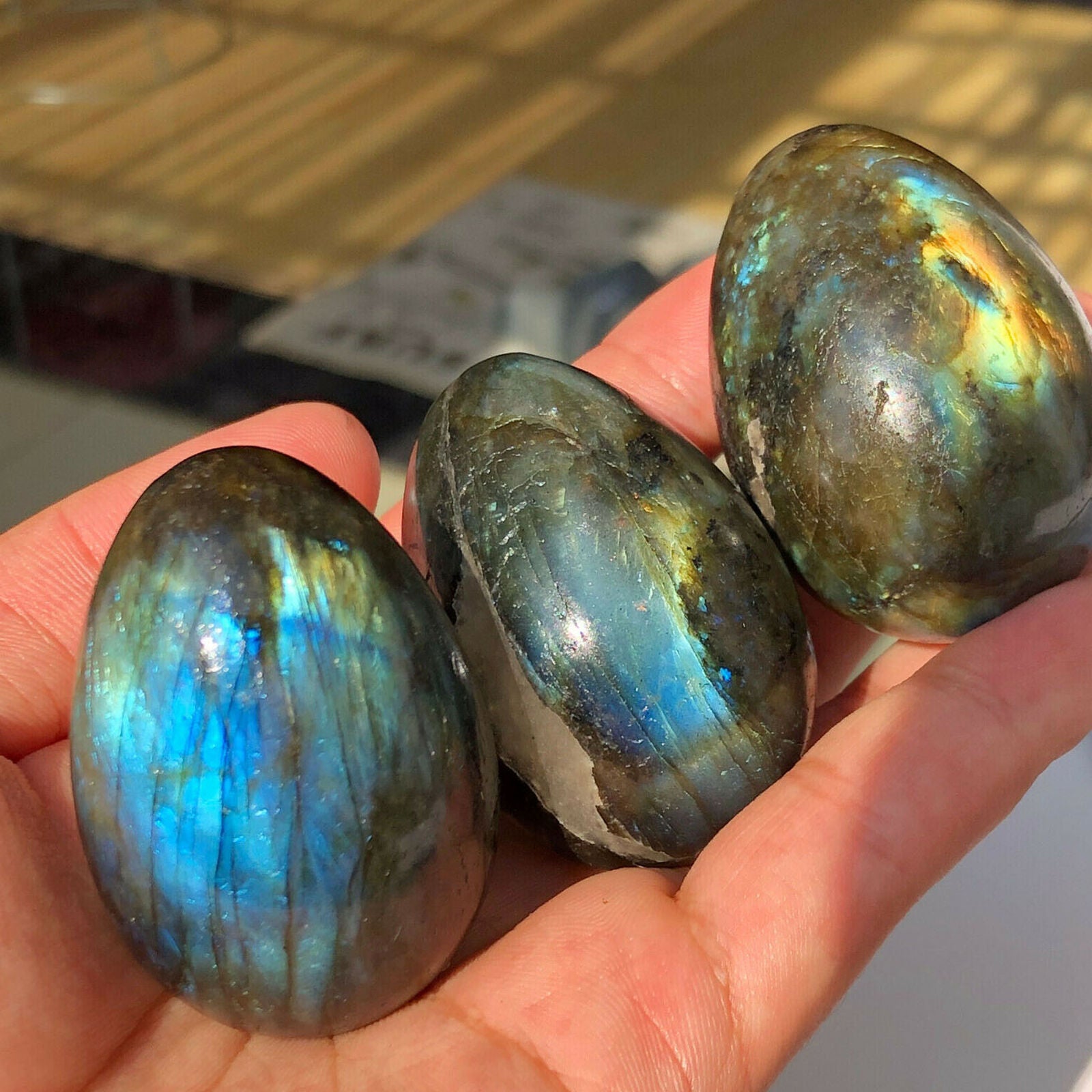 Natural Madagascar Labradorite Quartz Crystal Dragon Reiki Healing Collect
