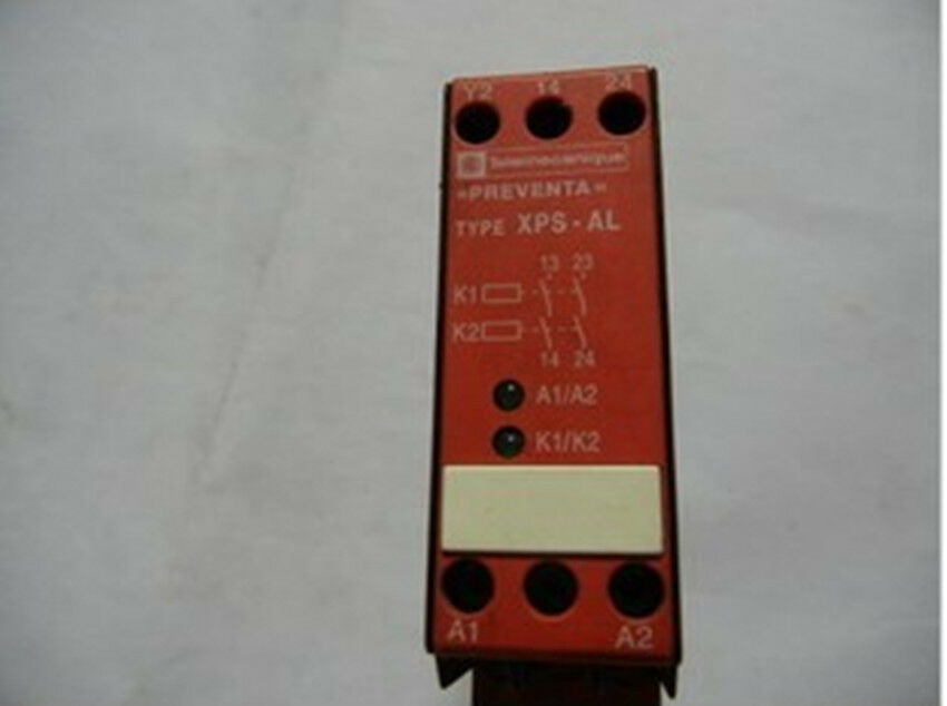 1pc Schneider Telemecanique Preventa Safety Relay XPSAL5110 24VAC/DC NEW