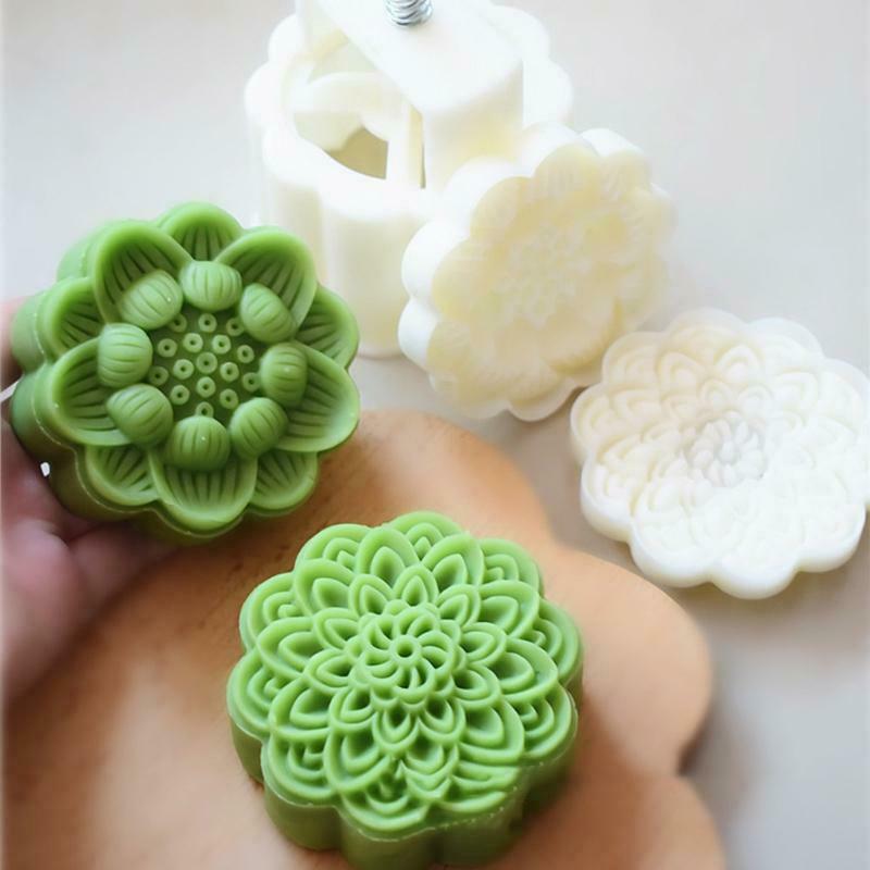 2 Pcs Stamps Lotus Moon Cake Pastry Mold Press Mooncake Cookies Mould 150g
