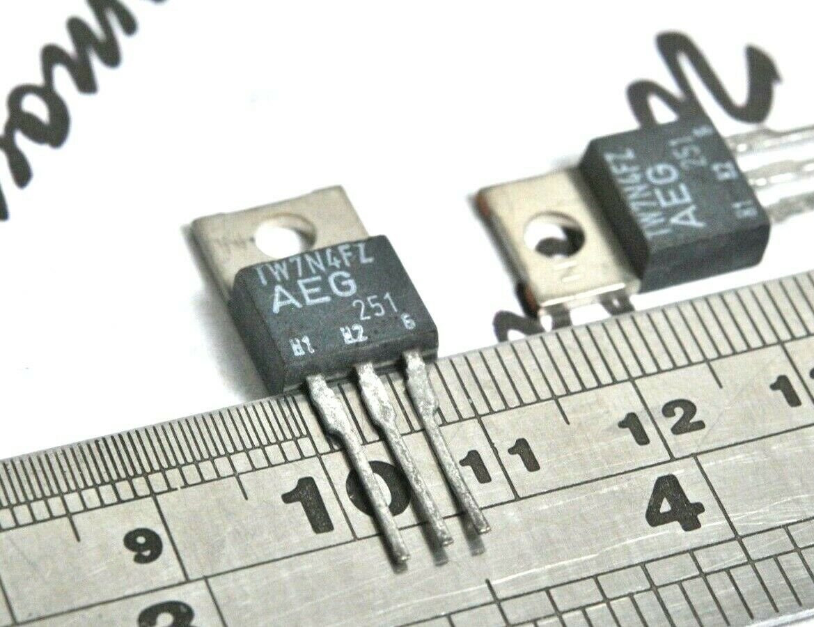1PCS - AEG TW7N4FZ TO-220 Transistor - NOS