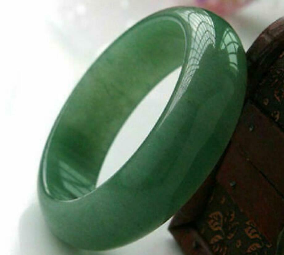 Beautiful China Natural Green Jadeite Jade Bangle Bracelet Handmade 58-60mm