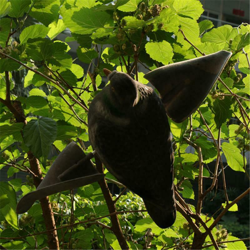 Flocked Magpie Flying Decoy with Wings Shooting Decoying Shooting Trap