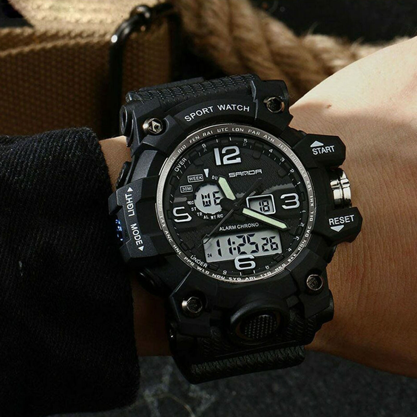 Fashion Black 742 Military Men's Watches Top Brand Luxury Waterproof Sport Watch