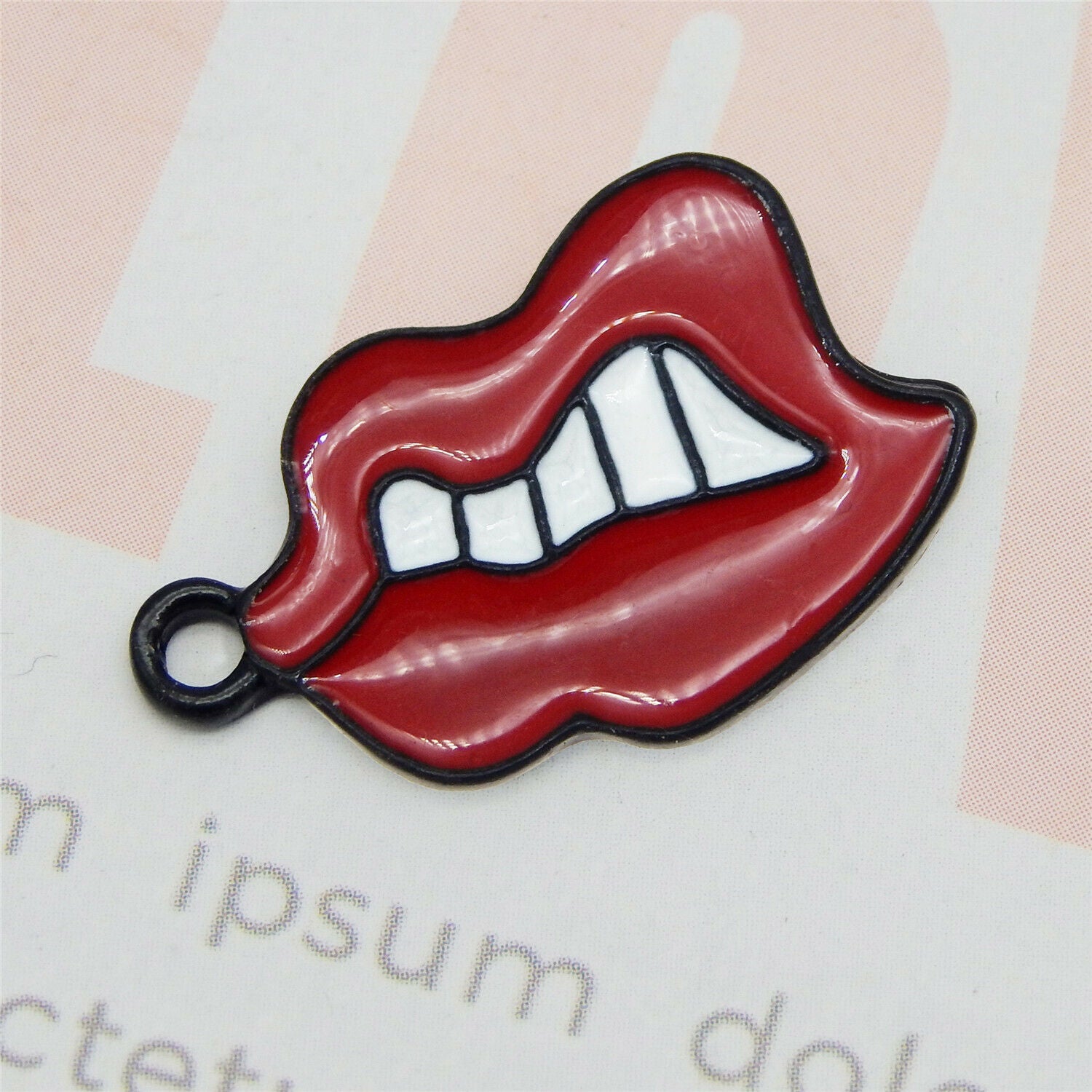 20pcs Red Lip Charm Alloy Enamel Black Plated Pendant Jewelry Art Crafts 25*15mm