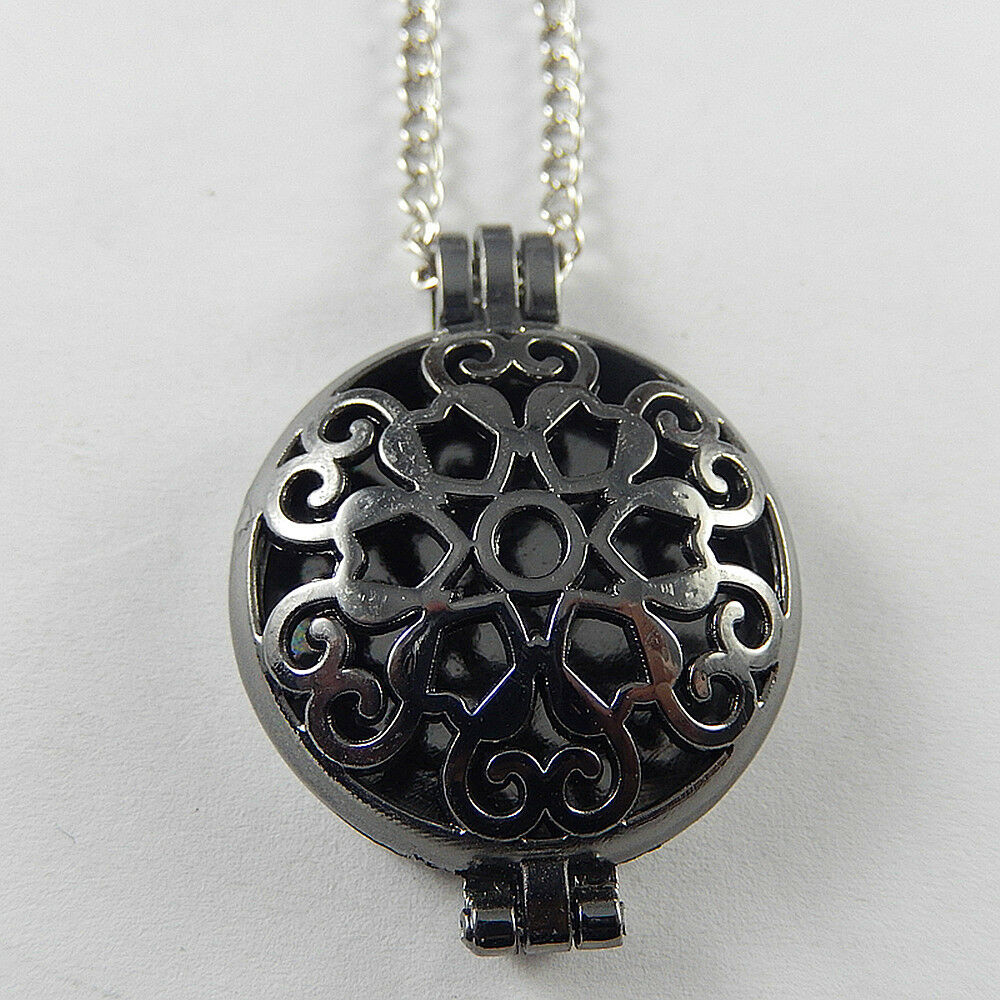 70cm Gun-black Alloy Hollowed Heart Locket Charms Oil Diffuser Chain Necklace