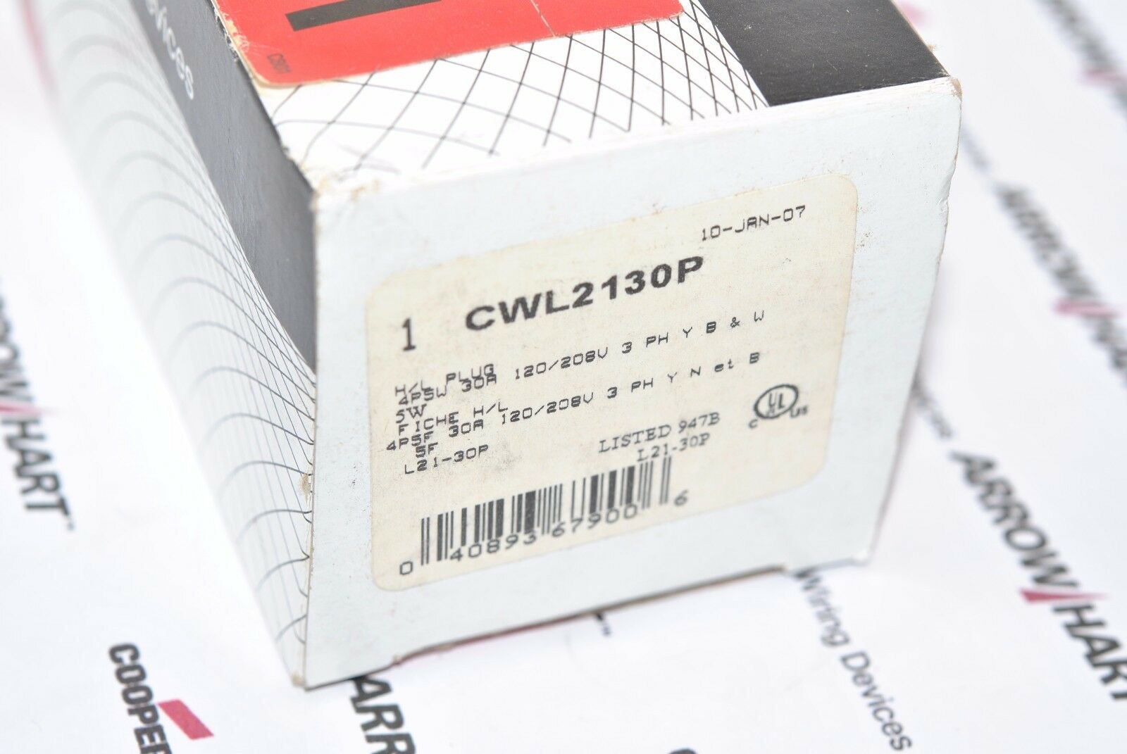 1pcs - COOPER CWL2130P NEMA L21-30P 30A 120V/208V 4P5W Locking Plug