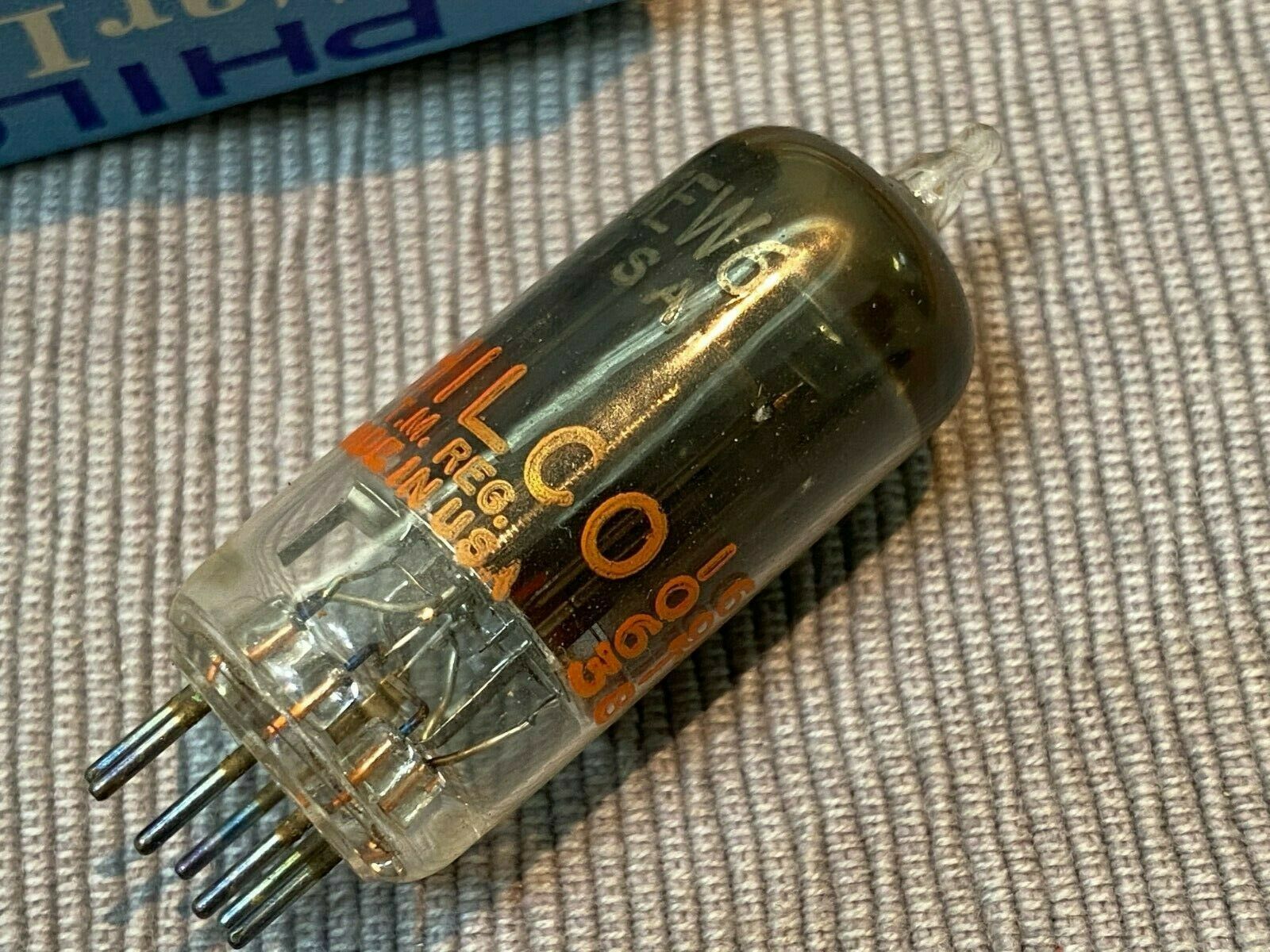 1PCS - PHILCO 6EW6 Vacuum Tube -  NOS NIB