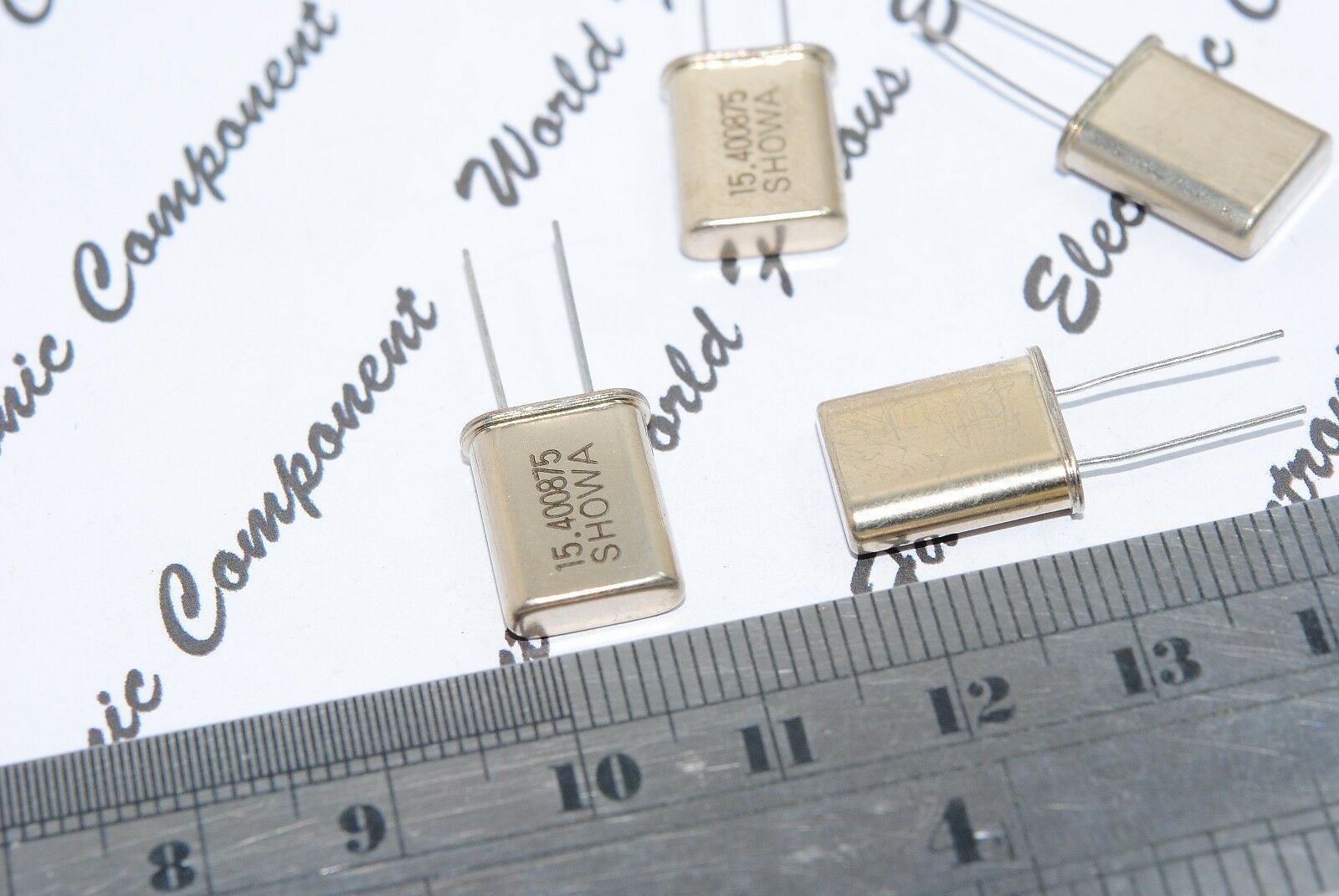 1pcs - SHOWA 15.400875 MHZ Quartz Crystal Resonator / XTAL