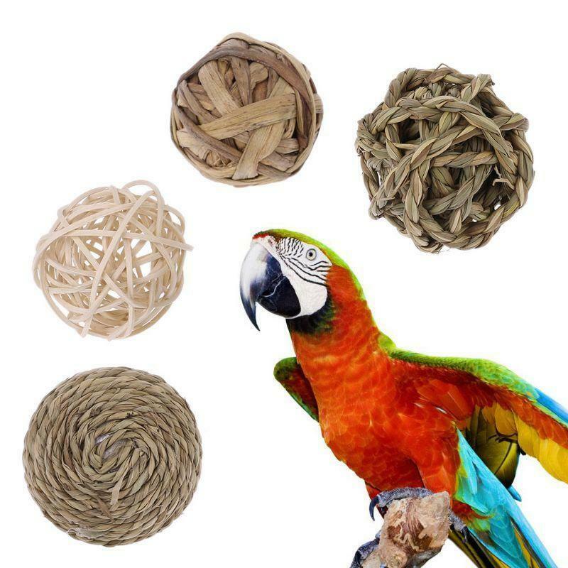 4Pcs Pet Small Animal Play Chew Natural Ball Toys for Rabbits Guinea Pig Gerbils