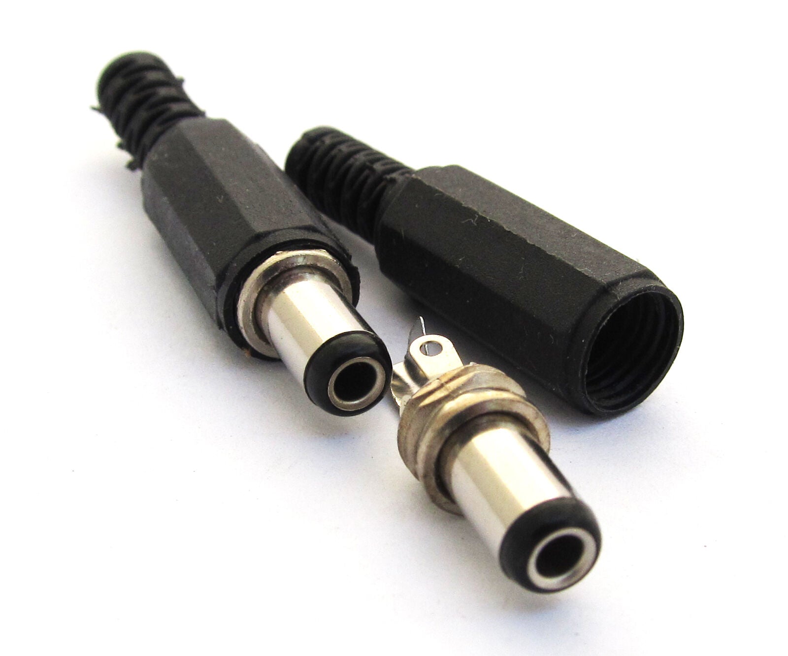 100pcs 5.5x2.5mm 5525 DC Power Male Plug Soldering Connector Plastic Cover
