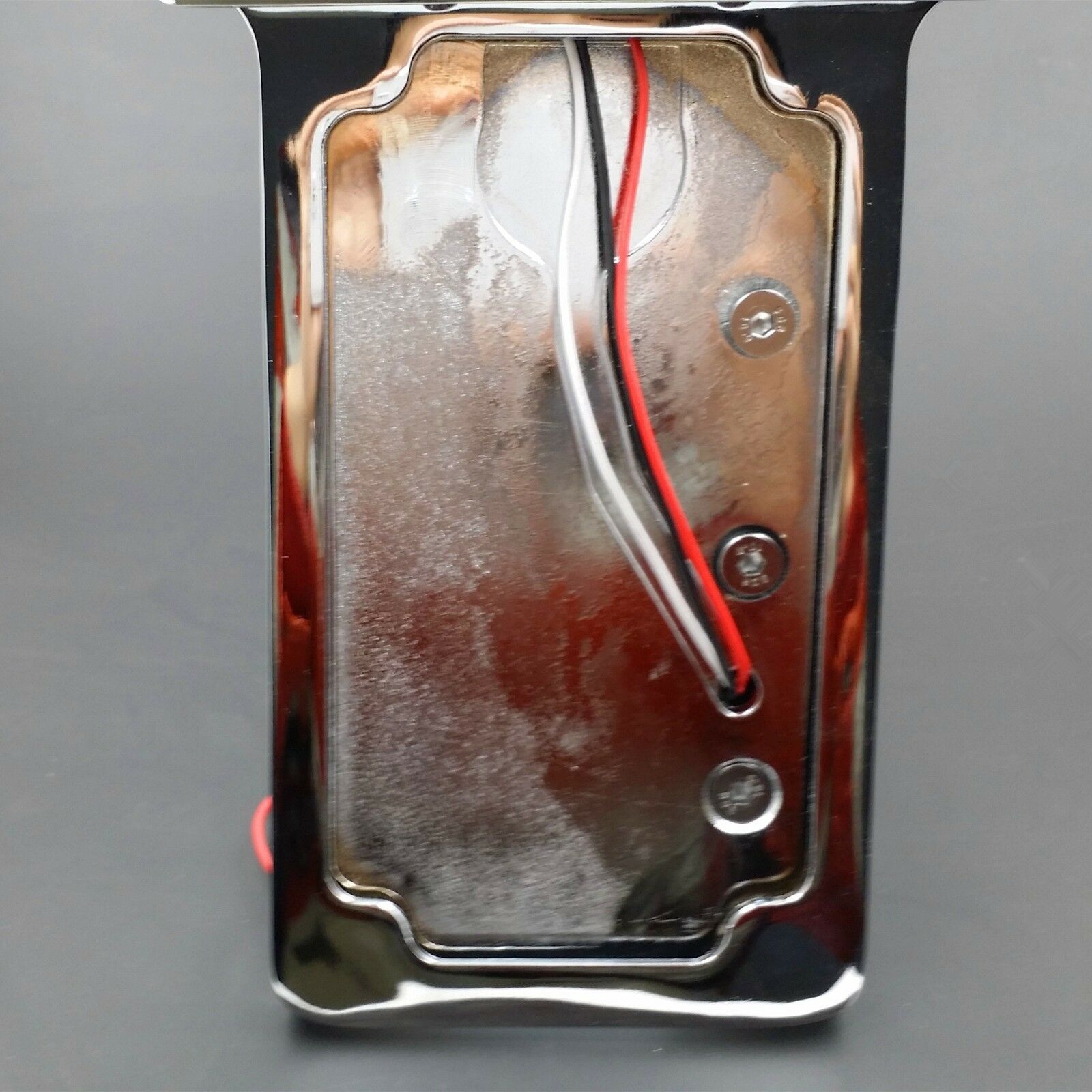 LED Side Axle License Plate Bracket Tail Light CB750 XS650 Retro Cafe Racer VT