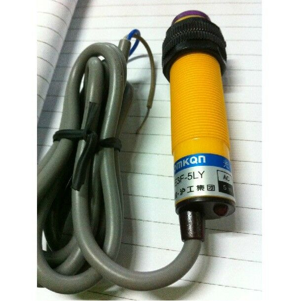 1PAIR Photo Switch Infra-red Ray Sensor AC 90-250V Power 5M Distance NO E3F-5DY1