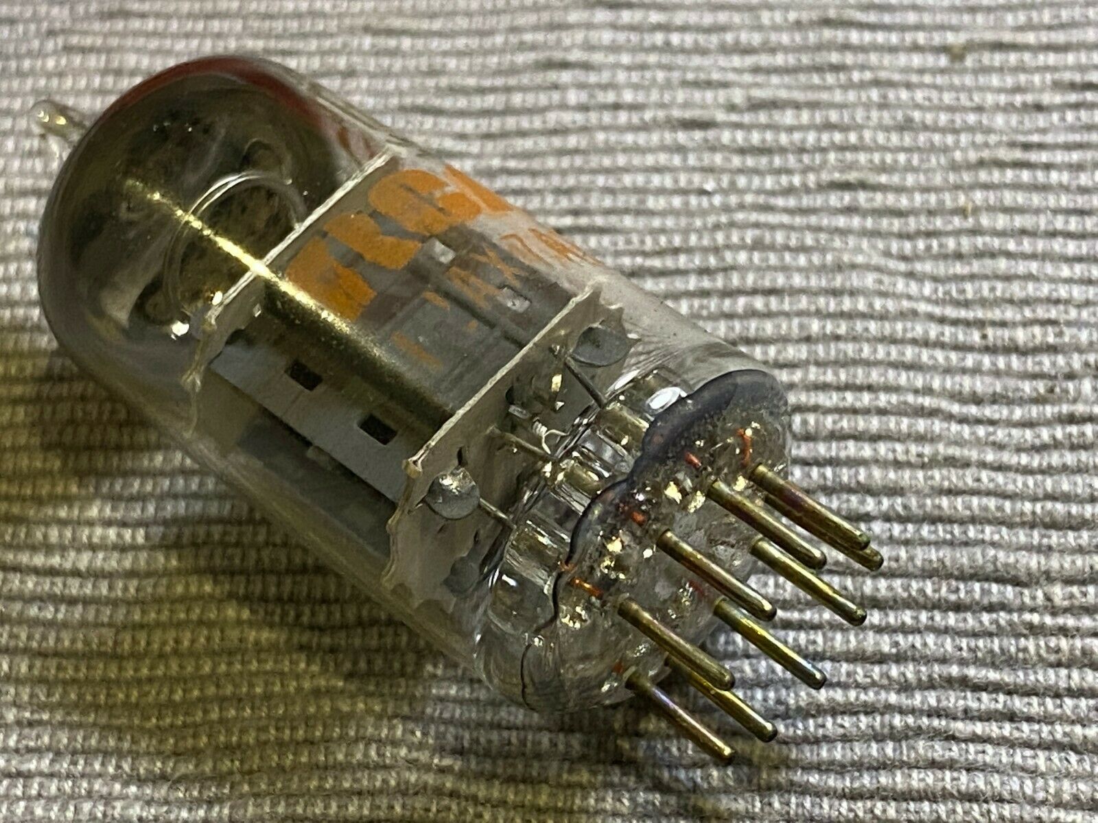 1pcs - RCA 12AX7A ECC83 Vacuum Tube NOS