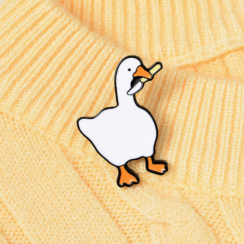 Fun game goose Brooches cartoon cute enamel white goose Badge Lapel  pins Rf