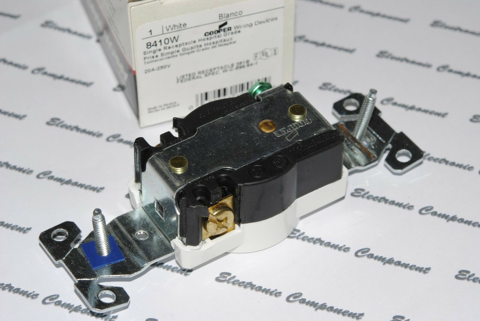 1pcs-COOPER WIRING 8410W Premium Hospital Single Receptacle 20A-250V Outlet