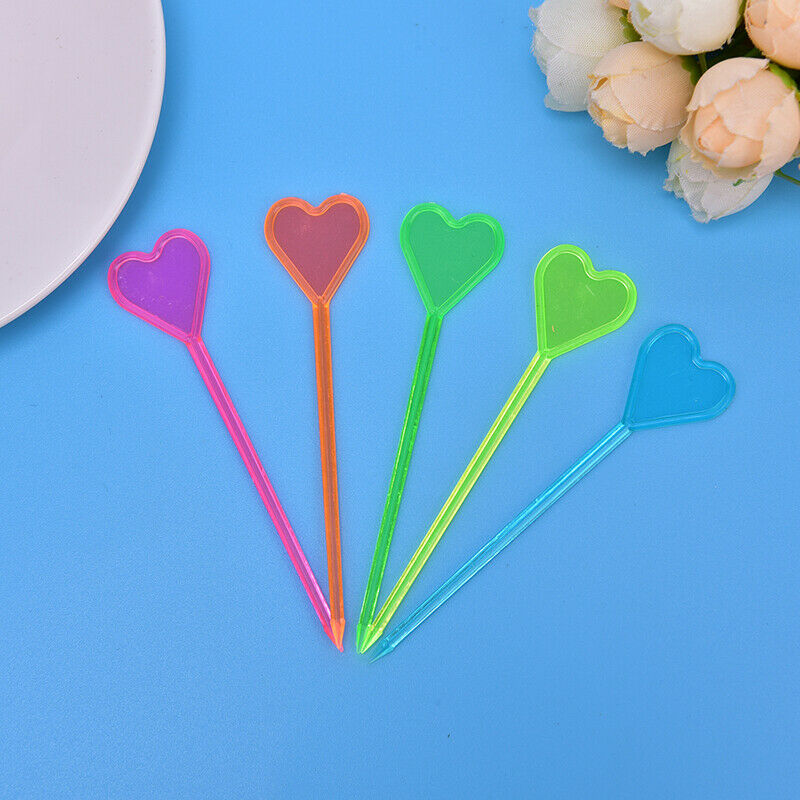 50pcs Plastic Disposable Forks Stick Food Picks Heart Arrow Dessert Fruit FDEAU