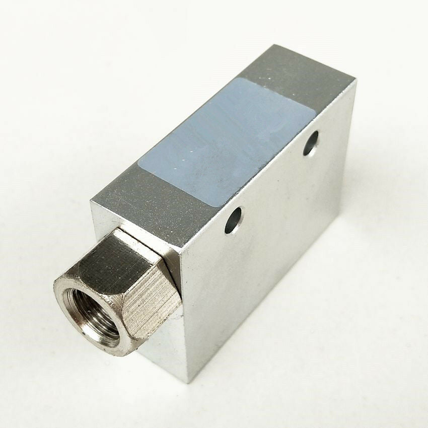 1PCS Vacuum Ejector Generator Pneumatic Exhaust valve Air Flow Medium 4.5 x 25mm