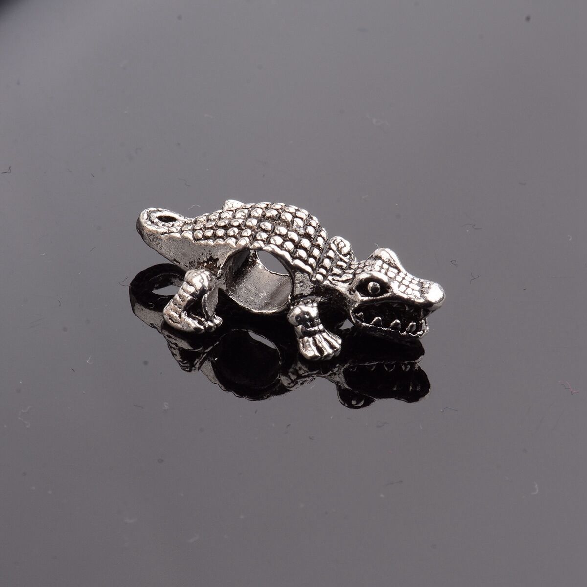10 Pieces DIY Crocodile Head Beaded For Bracelets Connector Beads Charm Beads