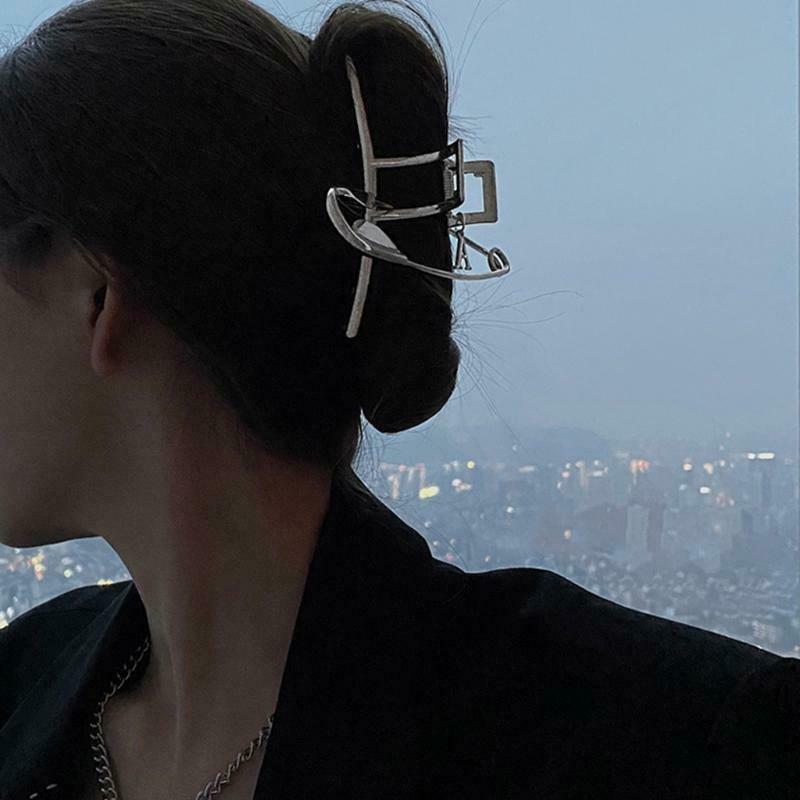 Metal Hair Claw Clips Large Pin Hairpin Alloy Jaw Clips Punk Hairstyle Barrettes