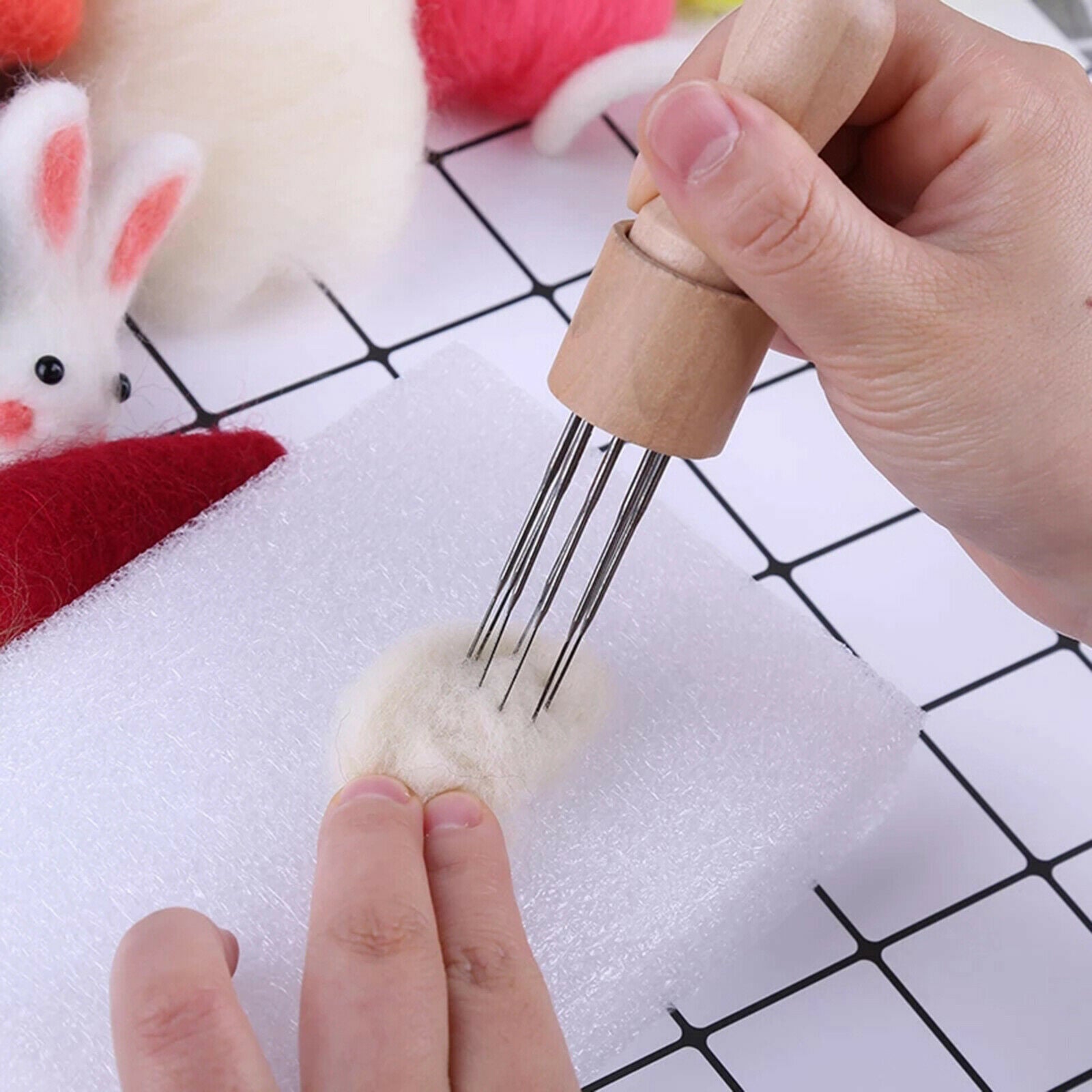 DIY Felting Needle Wood Handle with 8 Needles Wool Felt Stitch Punch Tool