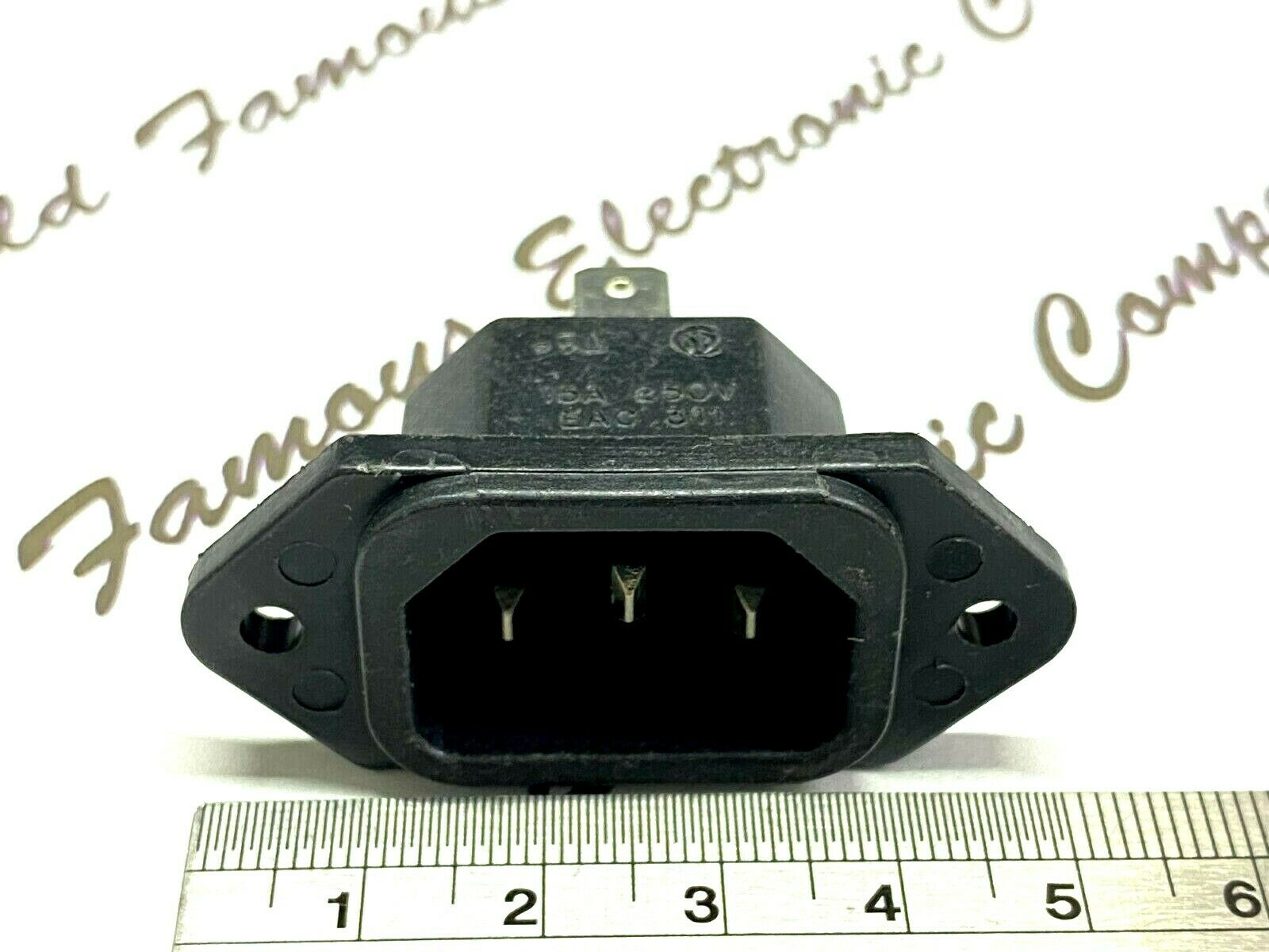 1pcs - SWITCHCRAFT EAC311 10A 250V AC MALE RECEPTACLE AMOUNT IEC INLET SOCKET