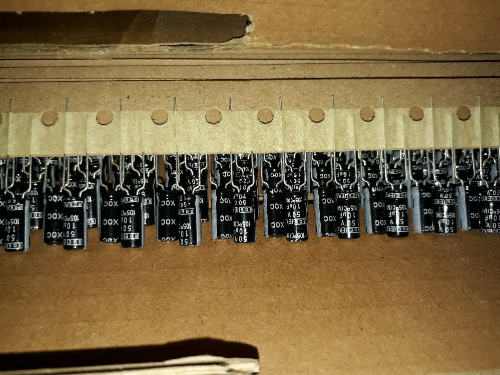 100pcs NEW ROE EKE 10uF 50V 105C LOW ESR LONG LIFE AUDIO GRADE HI-END CAPS !
