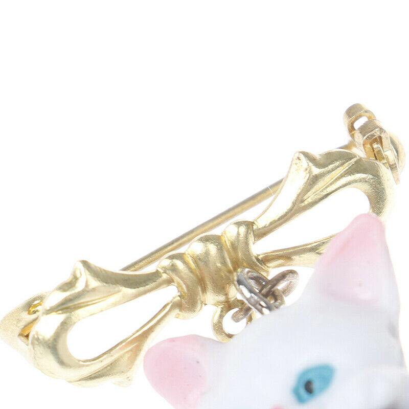 1Pc Cute Animal Cat Brooch Naughty Cat With Branch Play Lapel Pin Clothes.l8