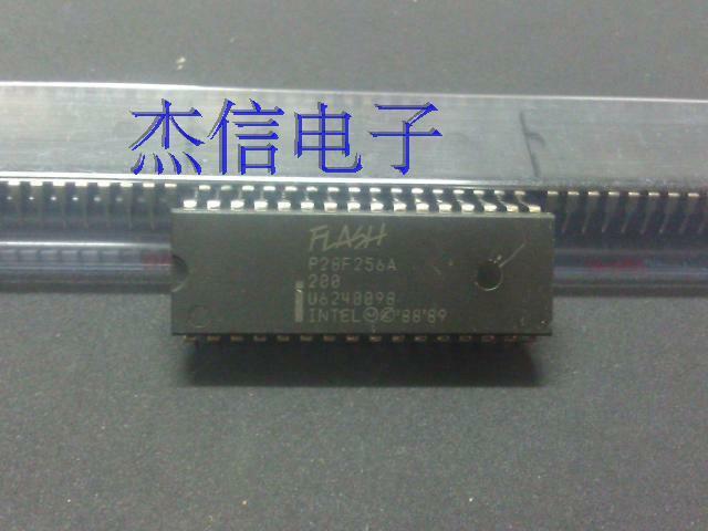 10pcs P28F256A-200 28F256 PLCC32 new