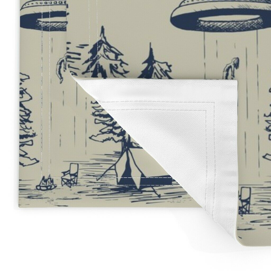 Cloth Placemats Unique Funny Space Alien Aliens Toile Set of 2