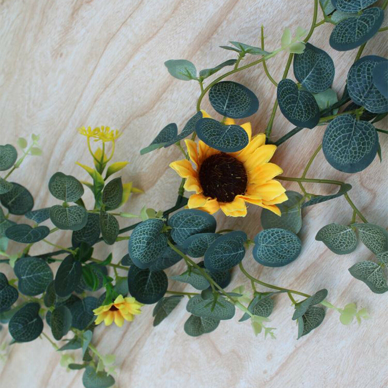 20cm Artificial Sunflower Wreath Green Eucalyptus Leaves Front Door Wall Decors