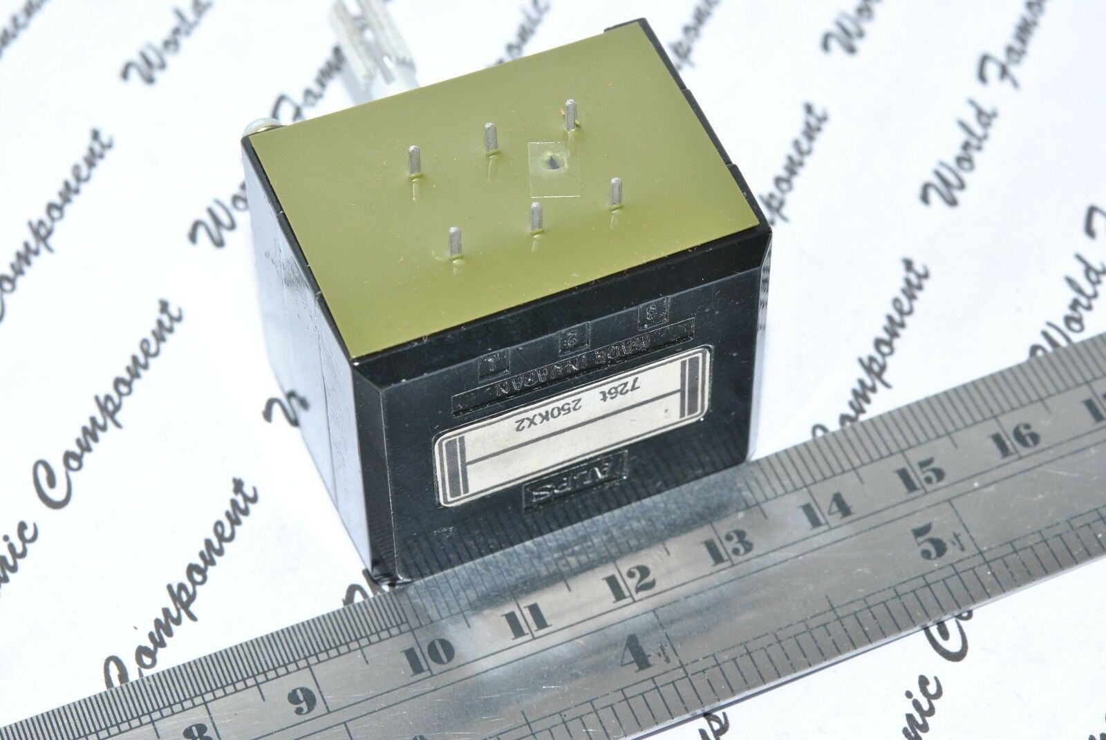 1pcs - ALPS RK40 250K Log Black Beauty Audio Potentiometer Knurled - 726t