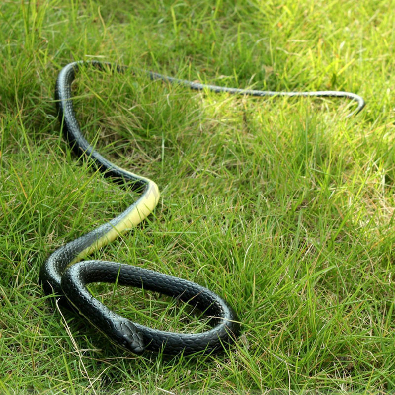130cm Long RÃ©aliste Caoutchouc Souple Serpent Jardin HÃ©lices DrÃ´le Blague Jouet