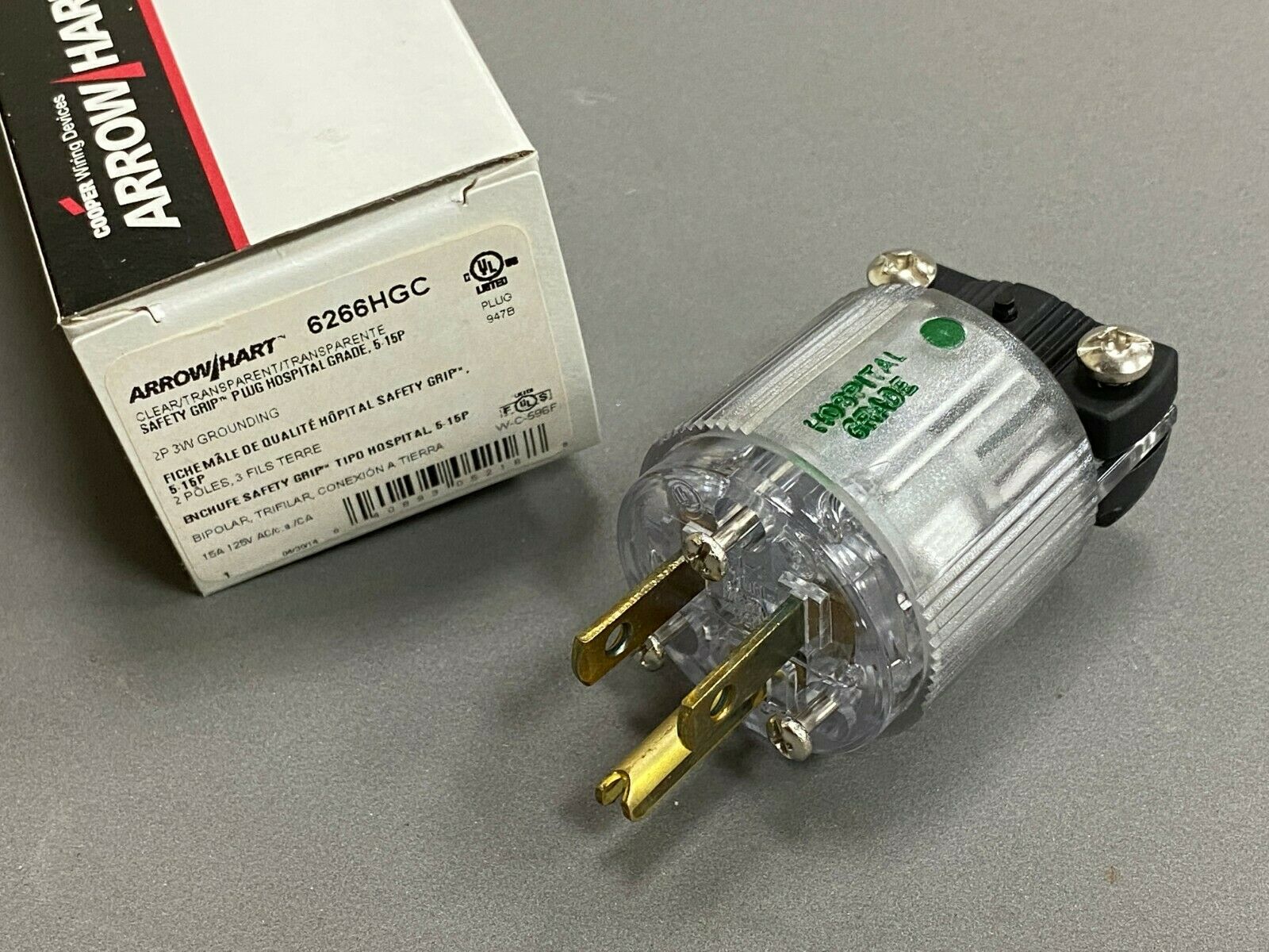 1pcs - COOPER 6266HGC 15A 125V NEMA 5-15 Hospital Grad Angle Plug 2P-3W